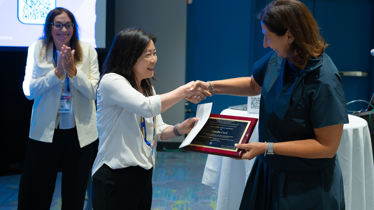 Camilla Accepts the ACS award 2026